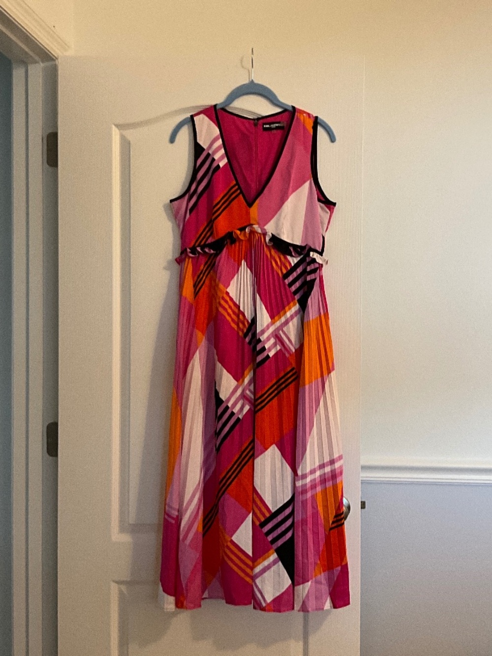 Karl Lagerfeld Pink, Orange & White Geometric V-Neck Maxi Dress Size 8